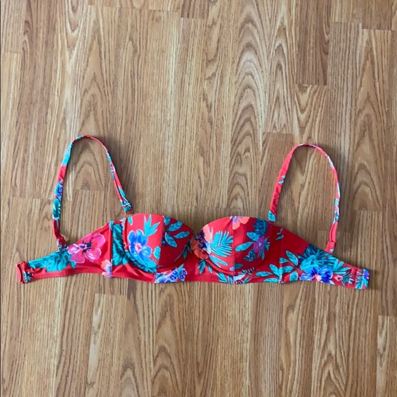 OLD NAVY Bathing Suit Top - Picture 2 of 4